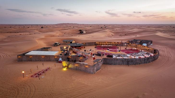 https://c.ekstatic.net/dex-media/1786/VIPDesertSafari-desktop-ActivityDetails-1-1-638326976166024697.jpg